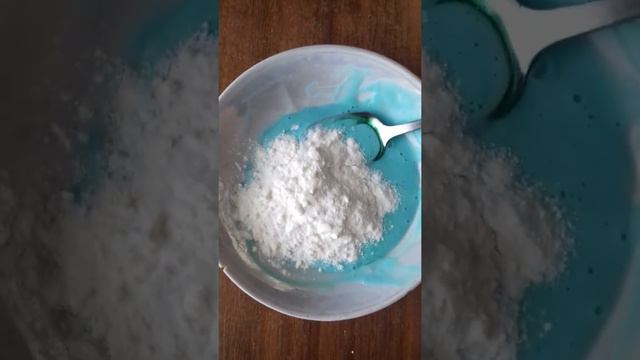 Лизун из МОЮЩЕГО СРЕДСТВА. смотреть онлайн