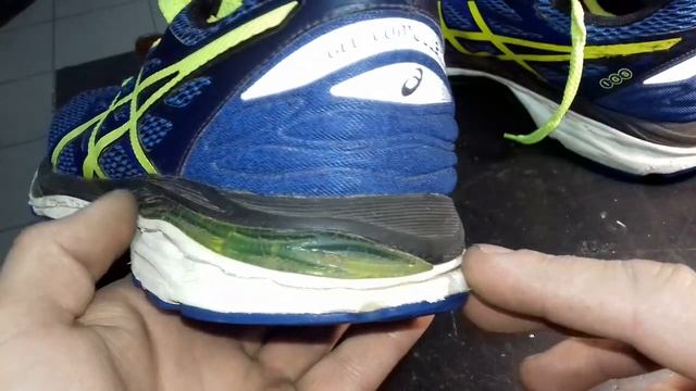 Бесполезная прошивка обуви на примере кроссовок Асикс! смотреть онлайн