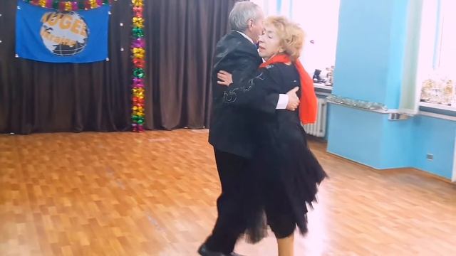 Цыганское танго!!!??Танцевальный коллектив "Феникс"!!! ??Харьков 2021 смотреть онлайн