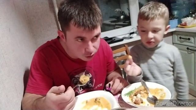 MUKBANG? ОБЖОР КРЕМ  СУПА? СЕМЕЙНЫЙ УЖИН#мукбанг