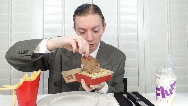 What Is McDonald's NEW J Balvin Meal? смотреть онлайн