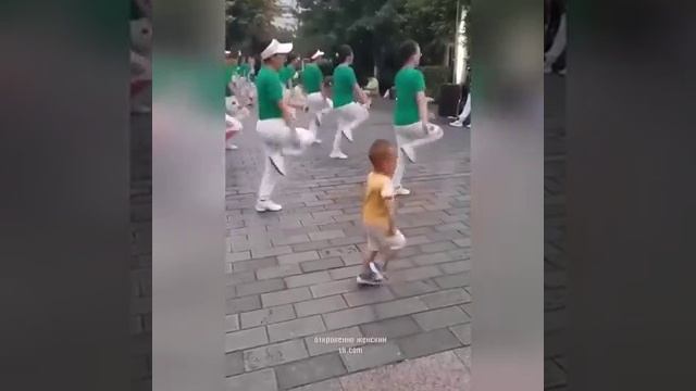 2_5352794256123632654.mp4