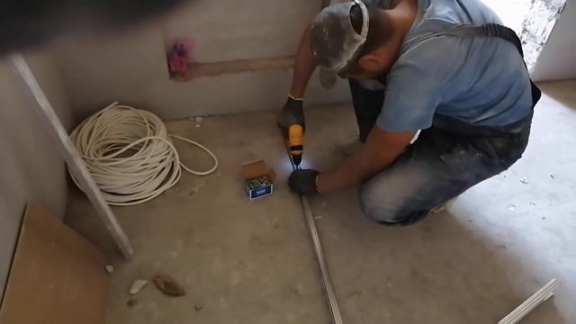 Короб под натяжной потолок! Ремонт своими руками! Конструкция из профилей! смотреть онлайн