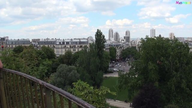 A Visit To The Buttes-Chaumont Park In Paris