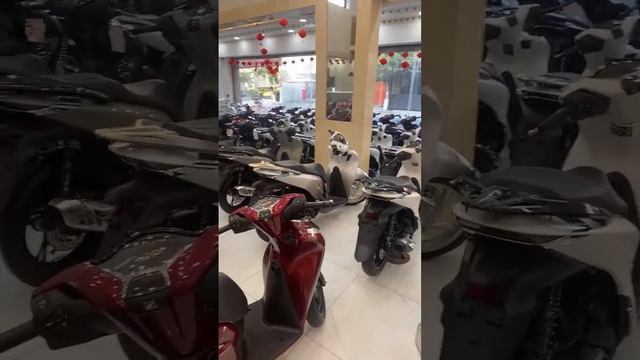 PHUONGNAM MOTO chúc ae cuối tuần vui vẻ ! смотреть онлайн