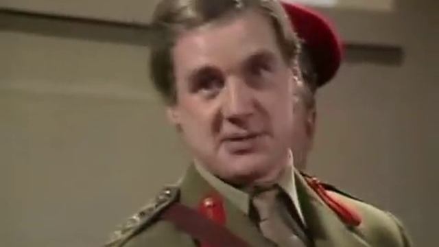 Monty Python Season 4 Episode 3 - 2 смотреть онлайн