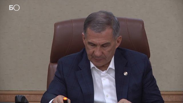 Минниханов пригрозил наказанием чиновникам на местах: в районах нашли «прикормленных» поставщиков смотреть онлайн