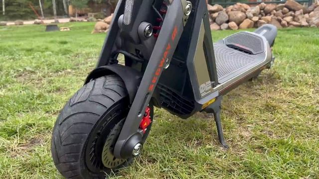 Segway GT2 High Performance Scooter смотреть онлайн