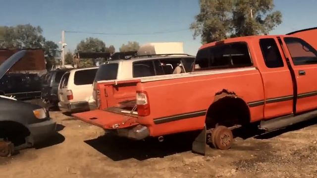 АВтоХлам Свалка в Америке смотреть онлайн