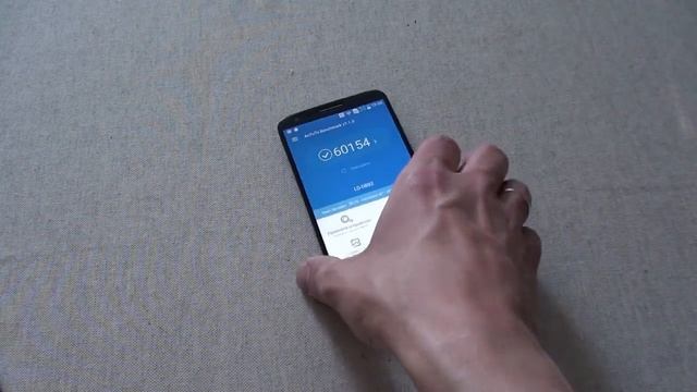 LG G2 - смартфон 6-летней давности в идеальном состоянии