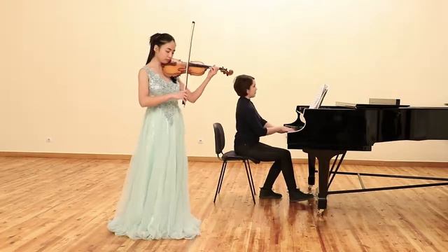 Askar Aruzhan18 Youth A. Paganini Caprice#13, Hachaturyan- Concerto1st.mvm смотреть онлайн