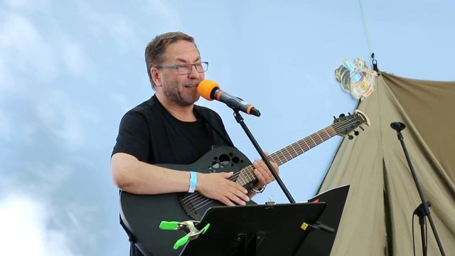 "Светлый день мой вера и надежда ..." стихи Олег Булгак смотреть онлайн