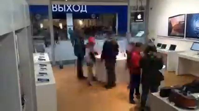 День в iPort! смотреть онлайн