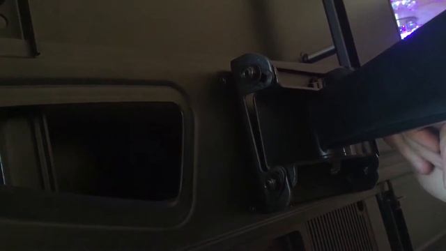 Как подвесить телевизор. смотреть онлайн