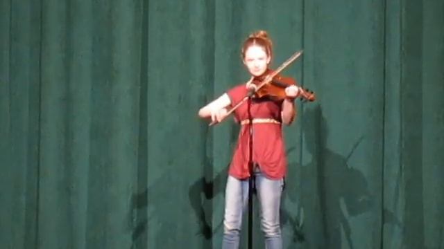 15-year-old Annika playing "The Arena" by Lindsey Stirling смотреть онлайн