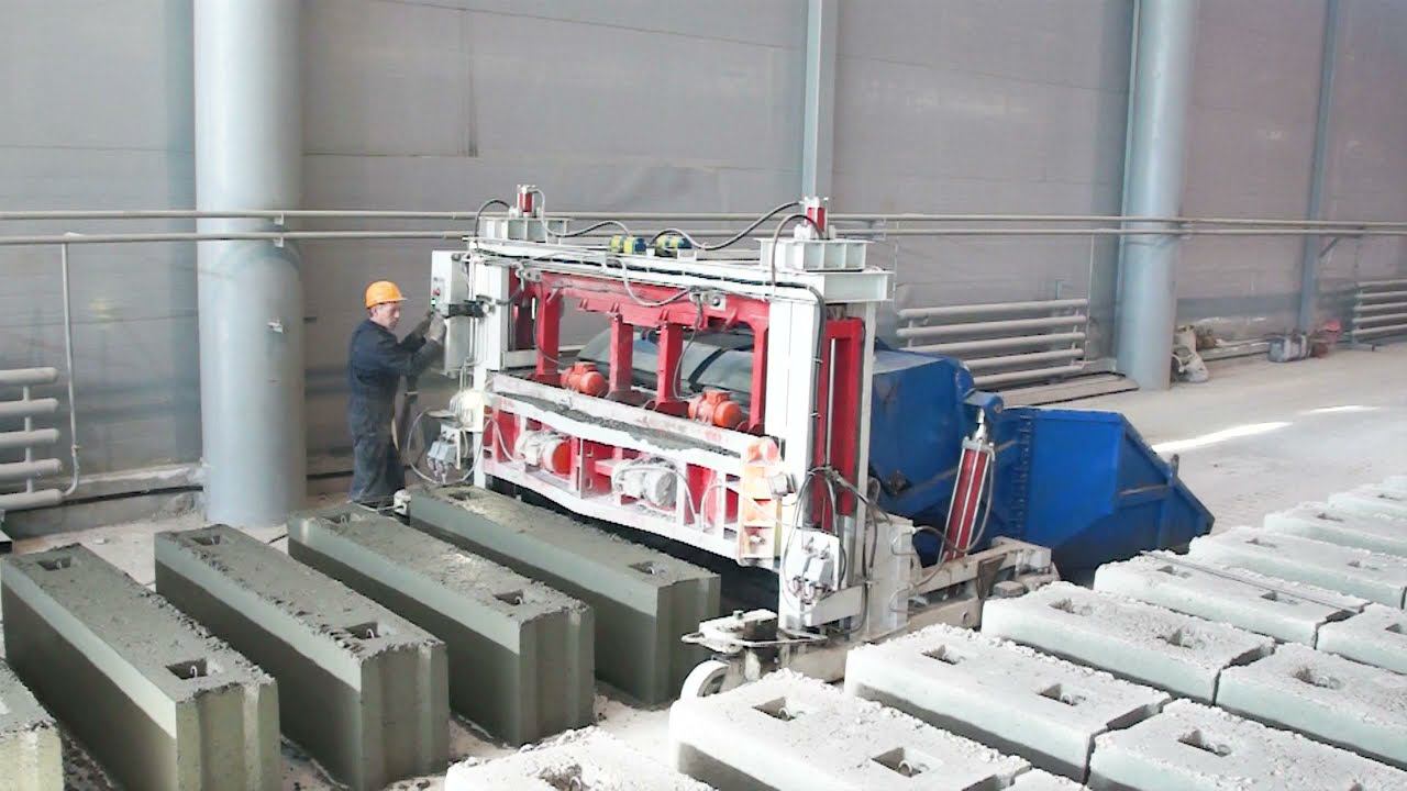 Машина формовочная самоходная STEIF MFS/2 для производства блоков ФБС смотреть онлайн