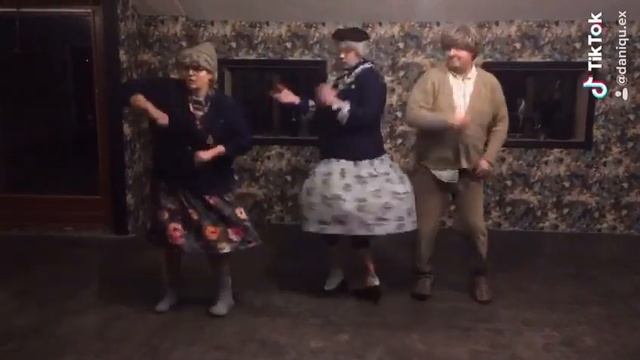 Foek, Trien en Arie - Git it up смотреть онлайн