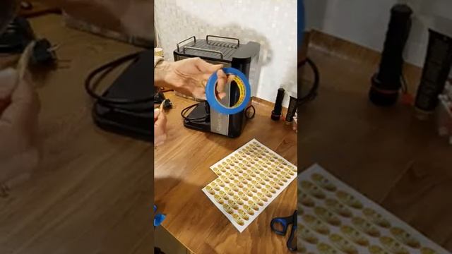 Как отклеить наклейку с бумаги. смотреть онлайн