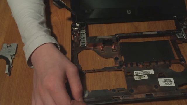 How to disassemble and reassemble hp mini 110 netbook - Tutorial смотреть онлайн