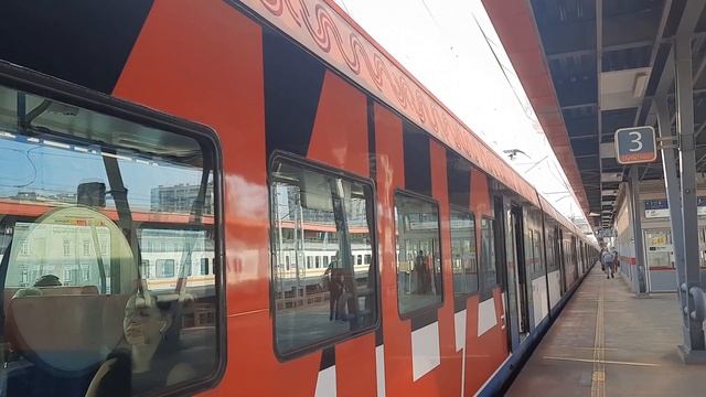 "Иволга с приветливой бригадой ?!" Электропоезд ЭГ2Тв-028 "Иволга 2.0" сообщением "Лобня - Одинцово смотреть онлайн