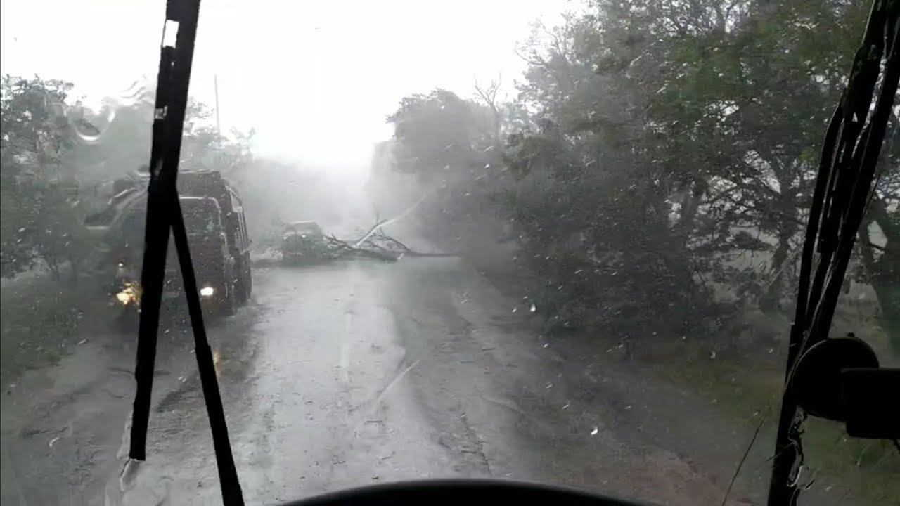 Два рейса в Евпаторию, дождь с градом, дерево на дороге! Конец вахты! смотреть онлайн