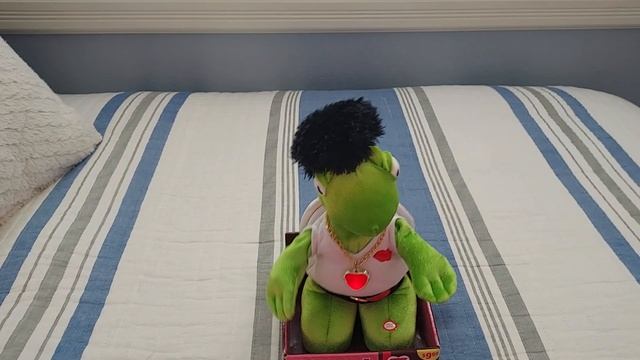 Gemmy Groovy Love Turtle (Valentines Turtle Dancer): You dropped a bomb on me. смотреть онлайн