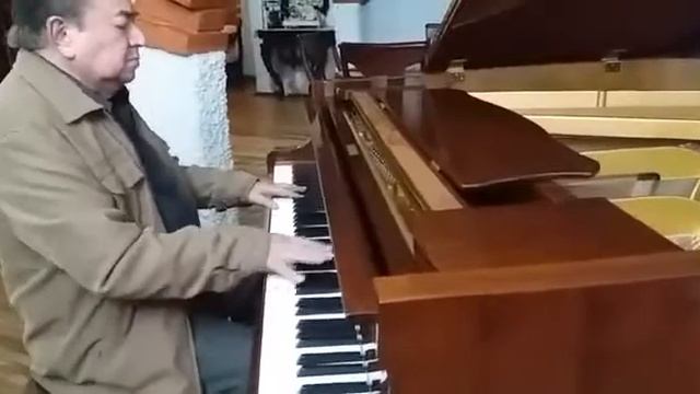 TANGO: EL CHOCLO смотреть онлайн