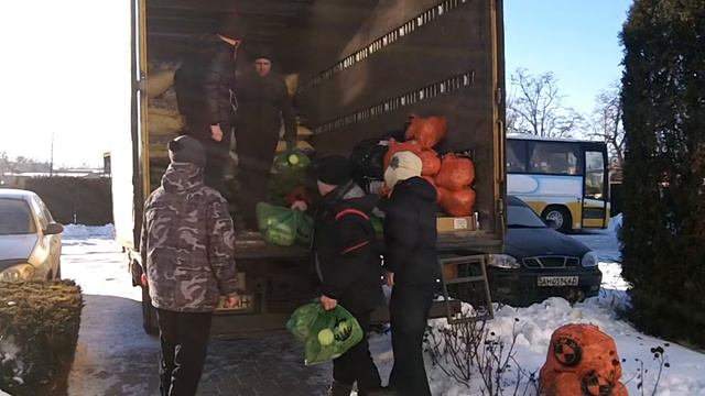 Раздели свой хлеб с голодным! Украина 2015 смотреть онлайн