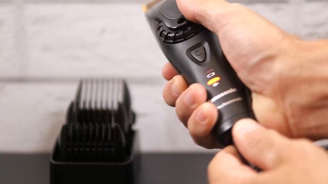 Panasonic ER-GP80 Профессиональная машинка для стрижки смотреть онлайн