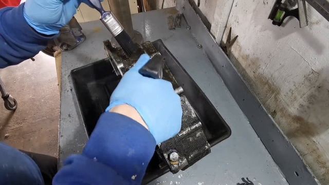 Jawa variklio plovimas смотреть онлайн