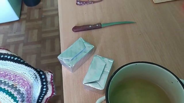 бабушка готовит лекарство из алоэ. смотреть онлайн