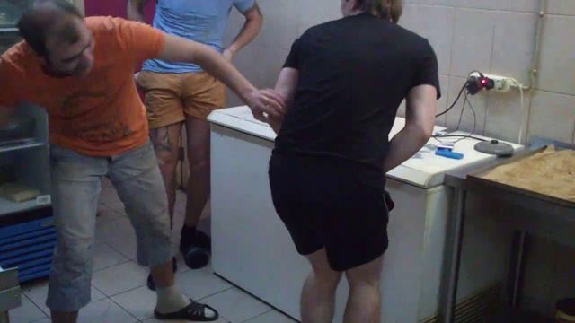 Лопаткой по жопе смотреть онлайн