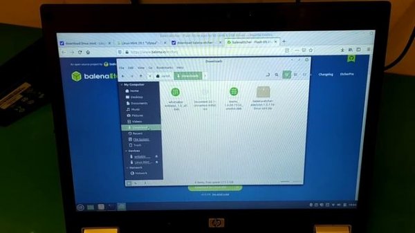 Create Bootable media for Linux Mint using BalenaEtcher