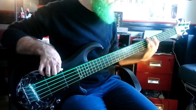 He feels better - NEAT- Bass playthough смотреть онлайн