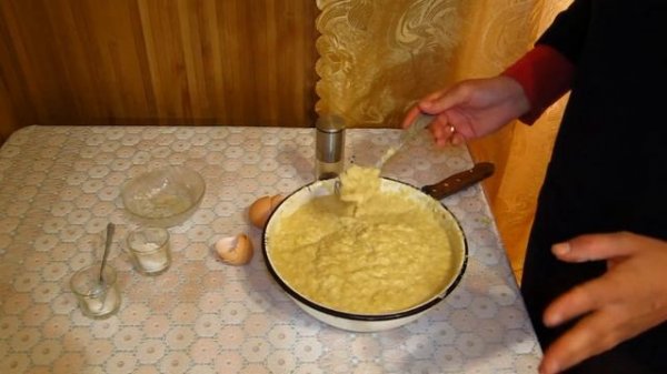 КАРТОФЕЛЬНЫЕ БЛИНЧИКИ, ДРАНИКИ, ДЫРУНЫ (potato fritters)