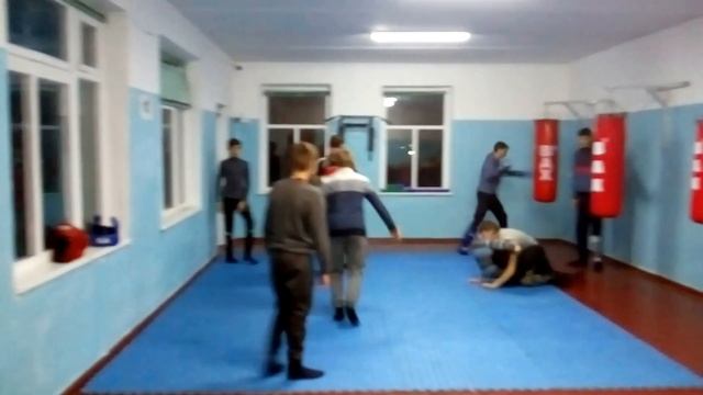 Спортзал Кочетовка, Зачепиловка. Дзюдо, Бокс, Стритфайт, самооборона смотреть онлайн