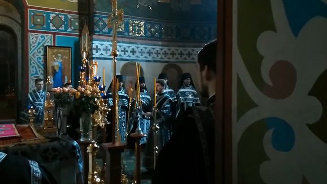 Разделиша ризы Моя себе... (диякон Степан Возняк, Михайлівський Золотоверхий м-р) смотреть онлайн