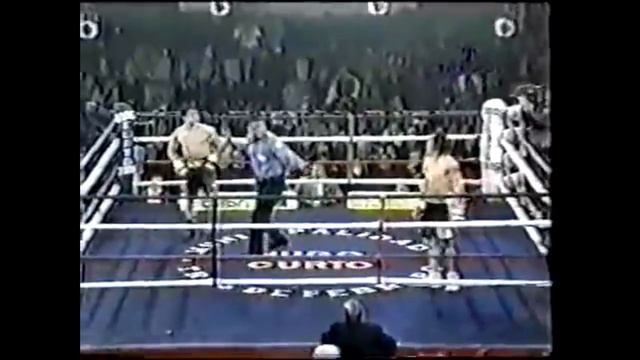 13 Punchs: EDWIN "EL INCA" VALERO смотреть онлайн