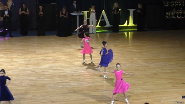 Танцуют дети до 10 лет. Соло (Шт класс) | Royal Ball 2021 (Минск, 30.01.2021) Бальные танцы смотреть онлайн