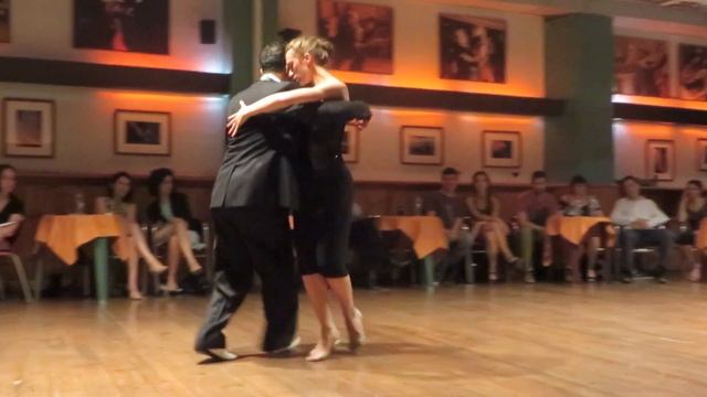 Marie-anne Morin and Ozgur Karahan - Barcelone - Milonga de Buenos Aires смотреть онлайн