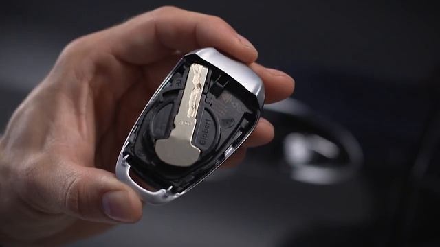 Key fob programming - using the keyless entry car fob | 2018 Stelvio | Alfa Romeo смотреть онлайн