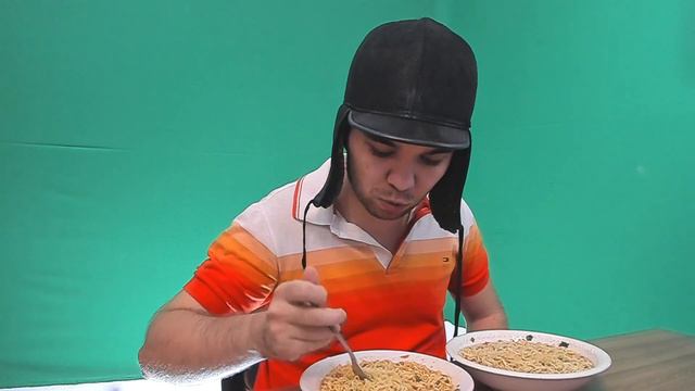 Роллтон против Доширак - что вкуснее