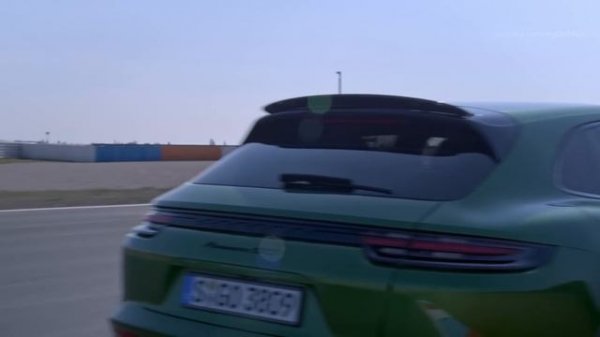 Porsche Panamera GTS Sport Turismo - Outstanding Performance