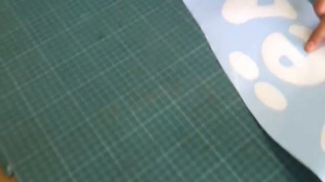 Плоттерная резка, наклейки на автомобиль. наклейки на машину. реклама на стекло. дешевая реклама. смотреть онлайн