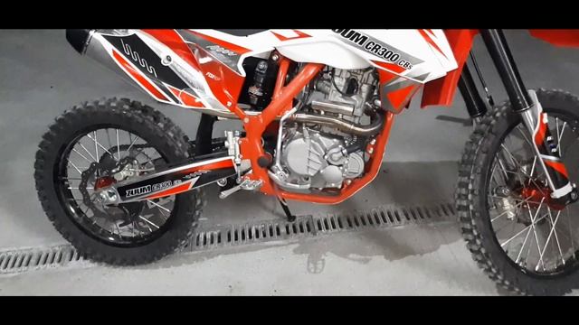 ZUUM CR300CBs Предварительные впечатления смотреть онлайн