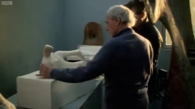 4/4 Henry Moore: A Culture Show Special (2010)