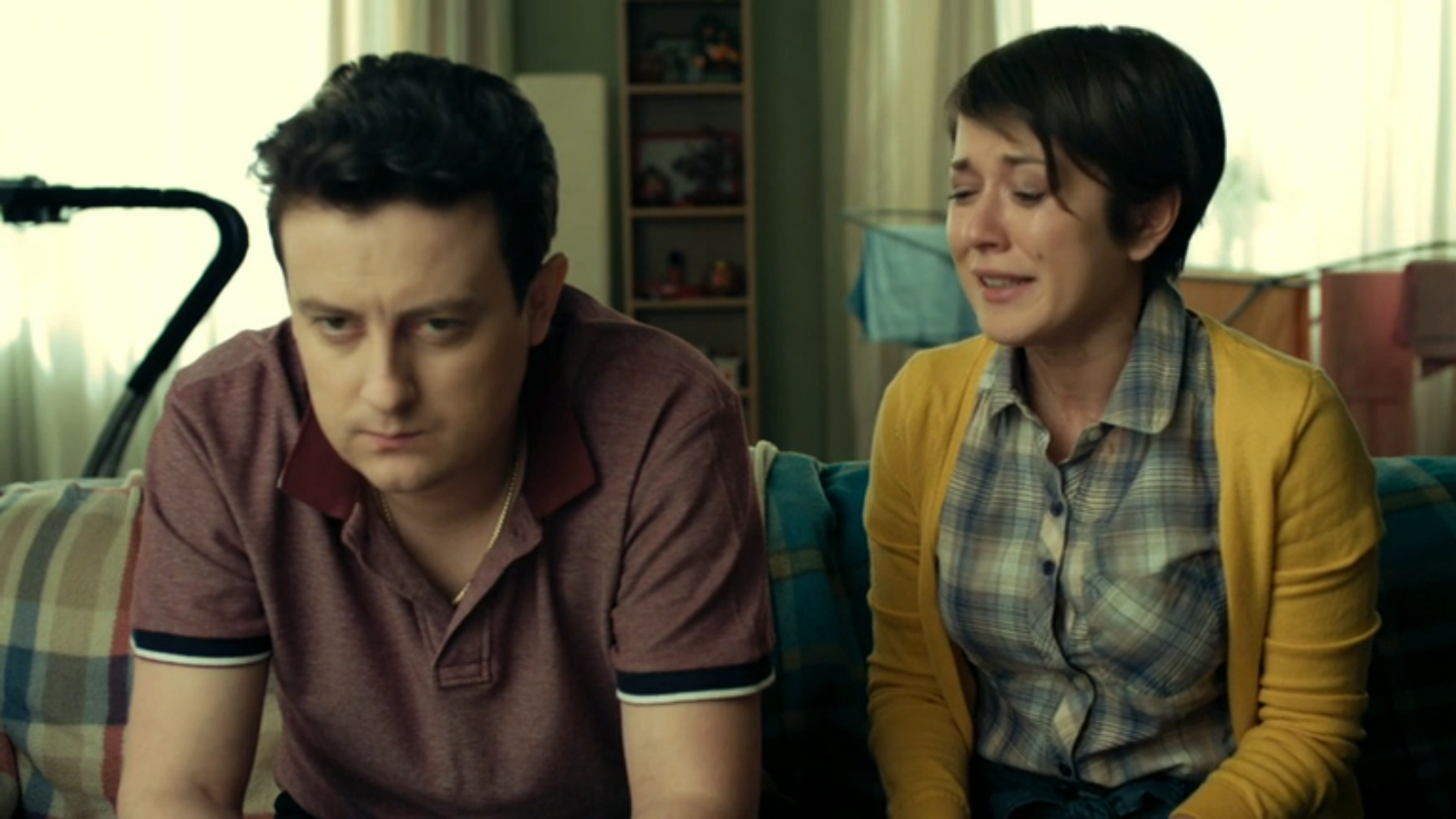 Универ. Новая общага: Яна собирается в ломбард