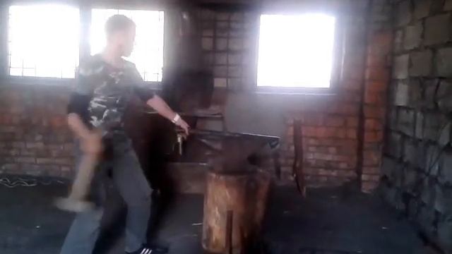 Хлодная обработка металла. Ствол дерева смотреть онлайн