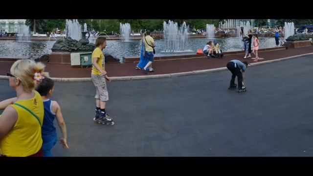 Скрытая камера на ВВЦ часть1