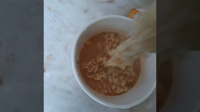 обзор на сырный доширакс вкусно вроде